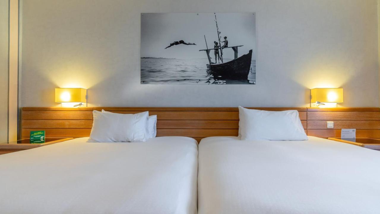 Holiday Inn Nice - Port St Laurent, An Ihg Hotel Saint-Laurent-du-Var Eksteriør bilde
